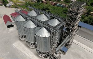 Фото елеватора Odeske viddilennia TsTS Lisky - zernovyy terminal - компанія TsTS Lisky Ukrzaliznytsia - Одеська область - AgroPost