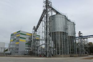 Фото елеватора Ahrokom Nova Vodolaha - компанія HK Ahroliha - Харківська область - AgroPost