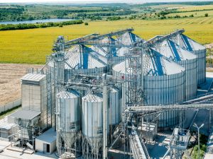 Фото елеватора Hubynyskyy elevator Ahro-Oven - компанія Korporatsiia Ahro-Oven - Дніпропетровська область - AgroPost