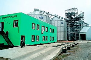Фото елеватора Elevator Rodyna - компанія Fermerske hospodarstvo Osnova Rodu - Вінницька область - AgroPost