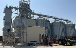 Фото елеватора Viktoriia SH - компанія Selianske (fermerske) hospodarstvo Viktoriia - Хмельницька область - AgroPost