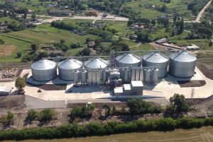 Фото елеватора Iampilskyy elevator Zernoprodukt MKhP - компанія MKhP - Хмельницька область - AgroPost