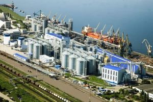 Фото елеватора Zernovyy terminal Hrintur-Eks - компанія Bunhe Ukrayina - Миколаївська область - AgroPost