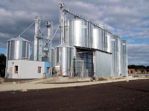 Фото елеватора Zolotyy Lan-N (Karlivske zernoskhovyshche ULF) - компанія UkrLandFarming (ULF) - Полтавська область - AgroPost