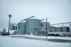 Фото елеватора Pyriatynskyy elevator (Baryshivska zernova kompaniia) - компанія Produktyvnist zernosusharky pry zniatti 10% volohy z kukurudzy - Полтавська область - AgroPost