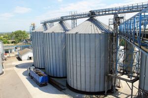 Фото елеватора Zbarazkyy KKhP - компанія Korporatsiia Zbarazkyy KKhP - Тернопільська область - AgroPost