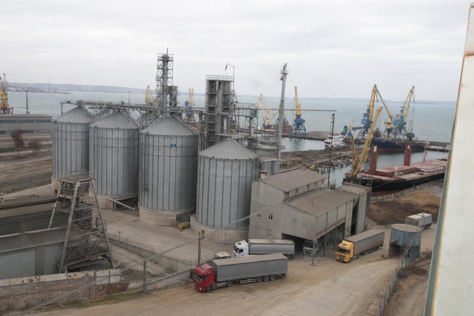 Зерновий ринок України: портові ризики та автоматизація елеваторів стають ключовими для маржі