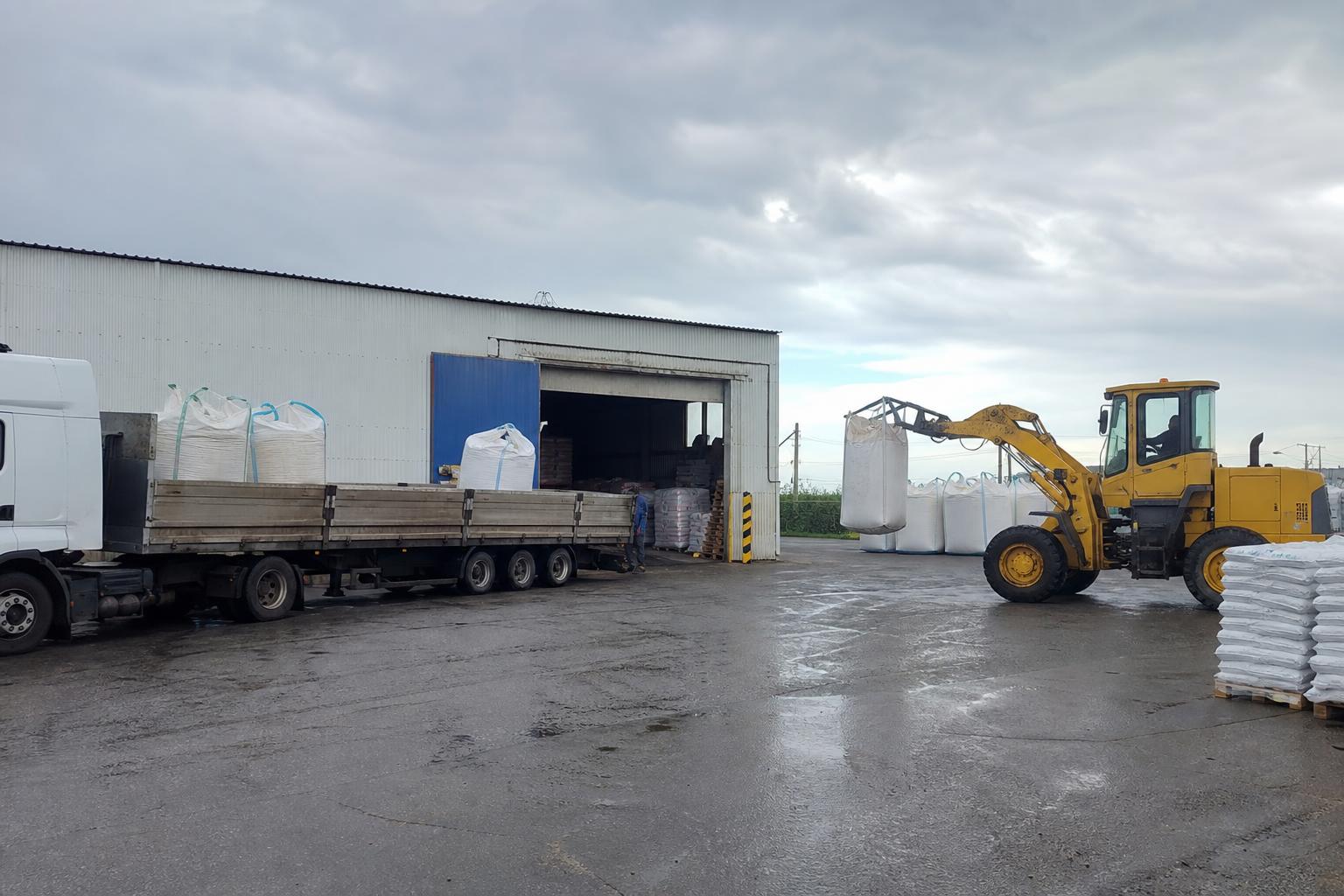 Ukrainian Fertilizer Market: Purchases Enter Season with Increased Logistics Focus