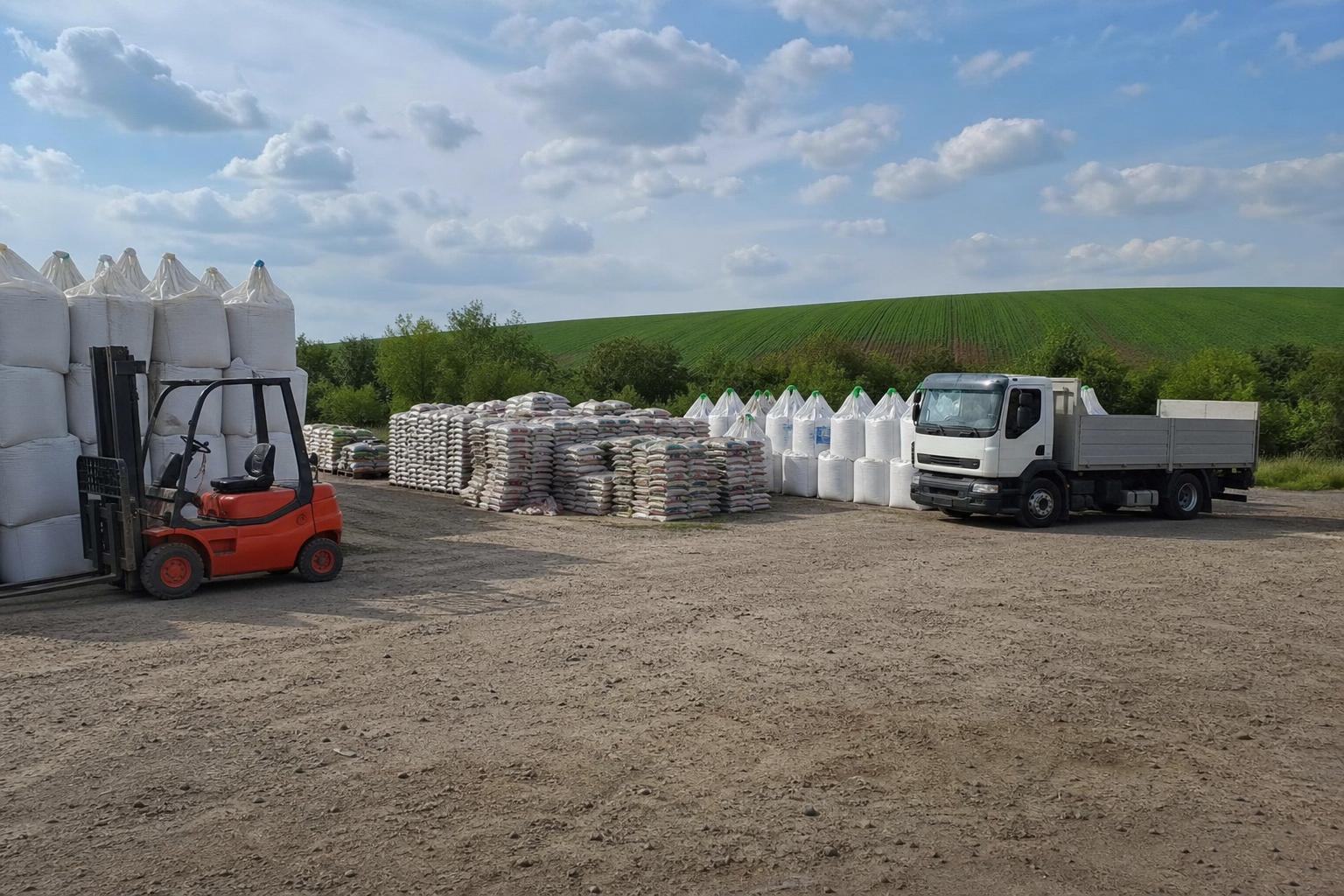 Ринок добрив України: постачання зберігаються, але ціновий ризик зміщується в логістику