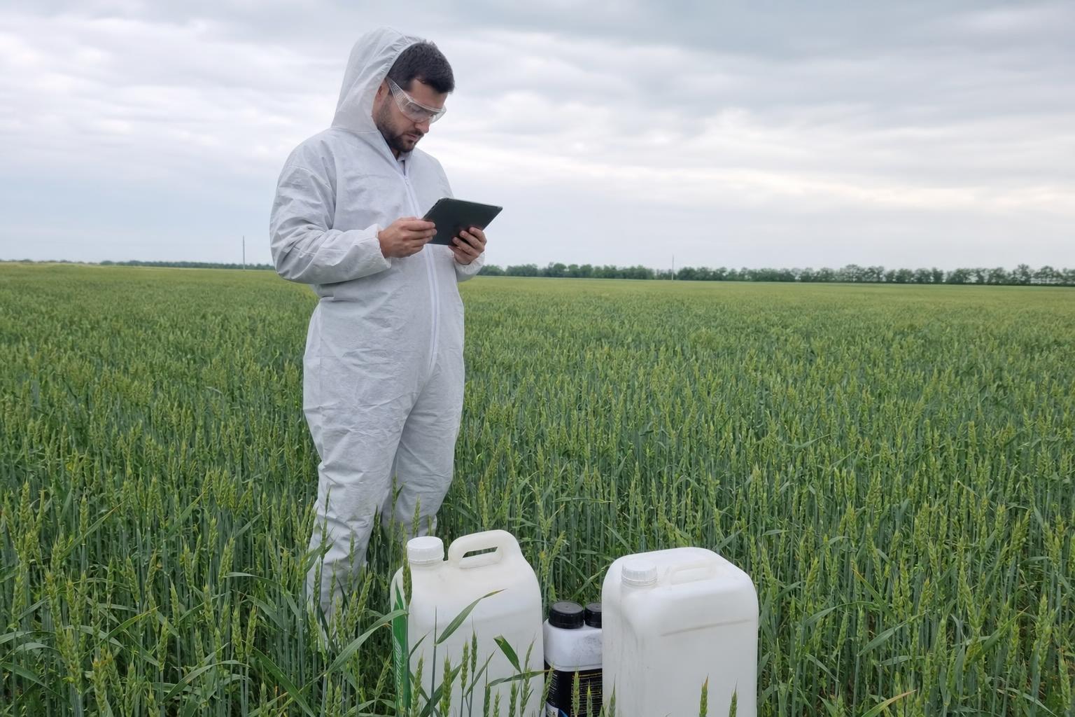 ЗЗР в Україні: як продавцям і господарствам планувати сезон на тлі цінового тиску в зерні - AgroPost