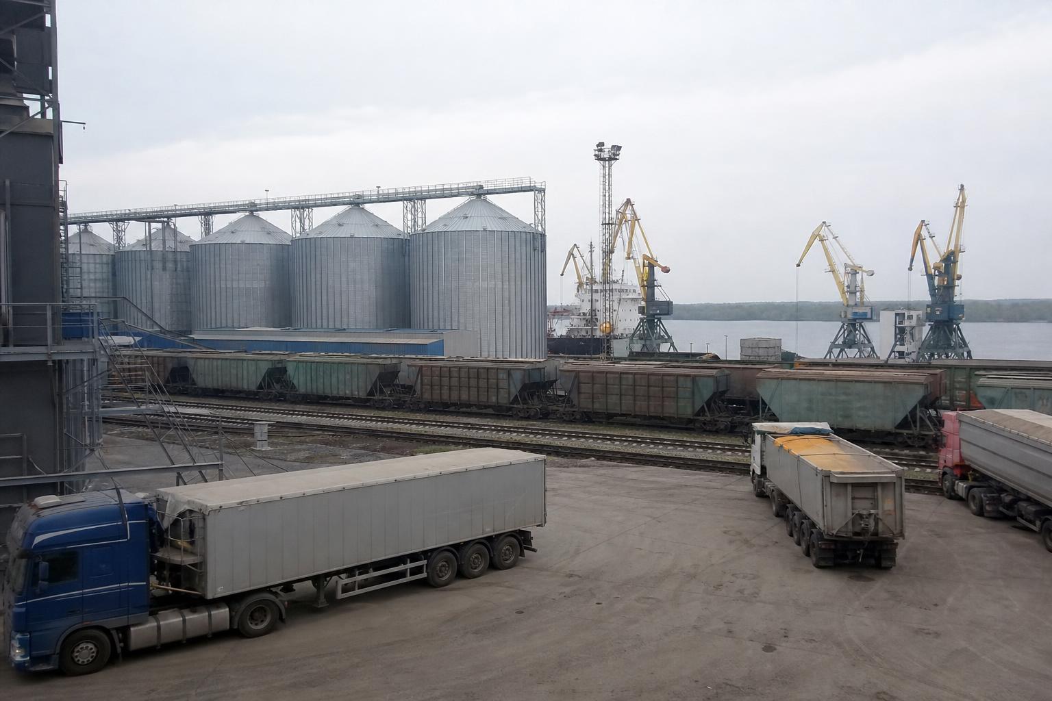 Аграрна логістика України: зерно найсильніше тисне на економіку експорту, Дунайський напрямок лишається у фокусі