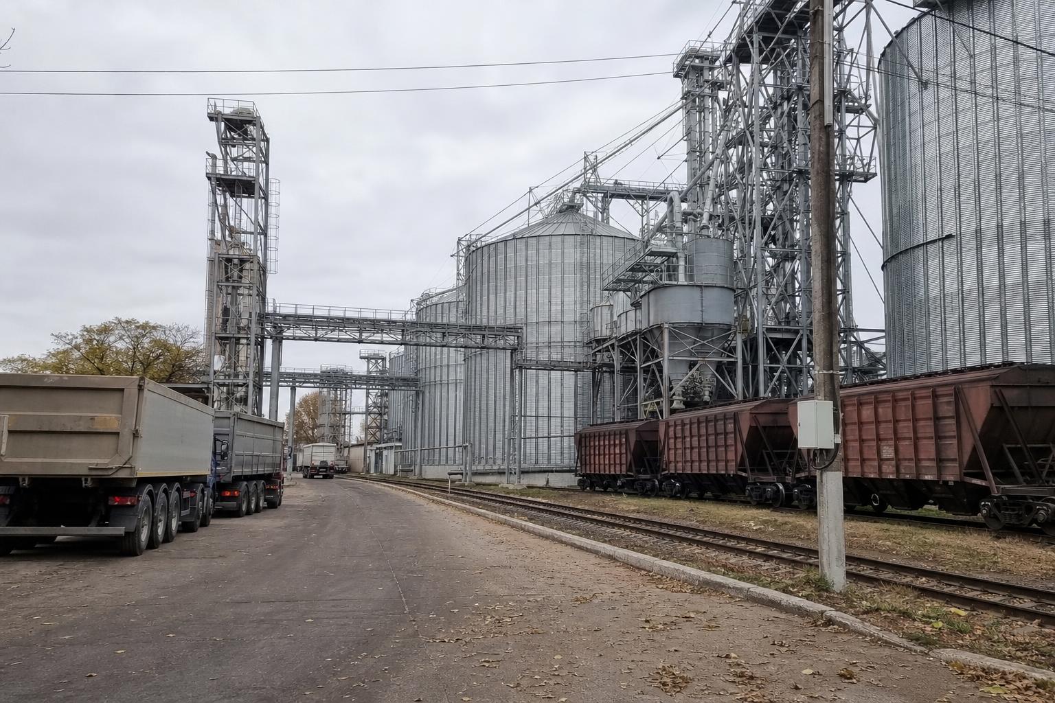 Зерновий ринок України: портові ризики, регіональний урожай і елеваторні активи