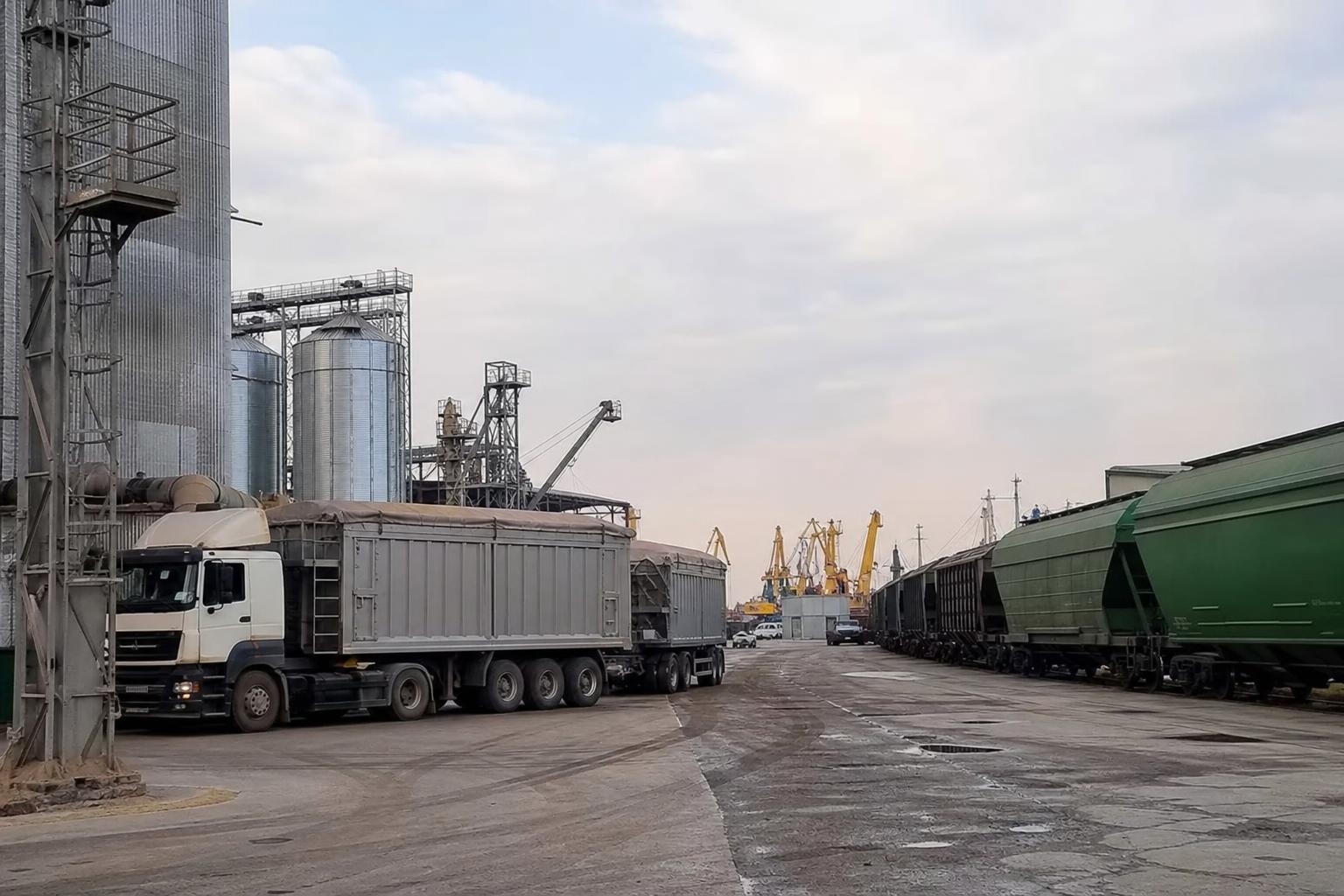 Зернова логістика України: Балтія блокує російський транзит, угоди переходять у цифру - AgroPost