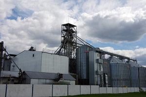 Фото елеватора Kombikorm-Poltava - компанія FH Vatsi (TM Dykanske) - Полтавська область - AgroPost