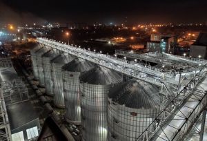 Фото елеватора Transhreynterminal - компанія Kernel - Одеська область - AgroPost