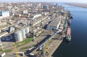 Фото елеватора Khersonskyy MTP Zernovyy perevantazuvalnyy kompleks - компанія Khersonskyy morskyy torhovelnyy port - Херсонська область - AgroPost