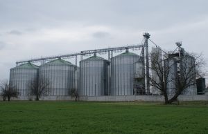 Фото елеватора Zuravskyy elevator Ahrofirmy Kolos - компанія PP Ahrofirma Kolos - Черкаська область - AgroPost