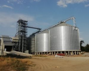Фото елеватора Yekaterynoslavskyy MVK - компанія Molochno-vyrobnychyy kompleks Yekaterynoslavskyy - Дніпропетровська область - AgroPost