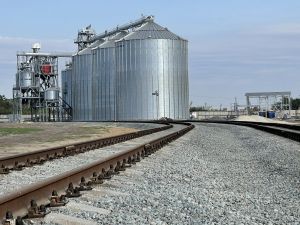 Фото елеватора Bohuslavskyy elevator Ahro KMR - компанія Ahro KMR - Дніпропетровська область - AgroPost