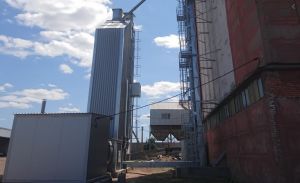 Фото элеватора Soniachne nasinnia Filiia Polohivskyy elevator: компания Polohivskyy oliynoekstraktsiynyy zavod: Запорожская область