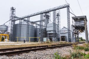 Фото елеватора Kirovohradska zernotorhova kompaniia - компанія Ahropromyslova kompaniia <<Nika>> - Кіровоградська область - AgroPost