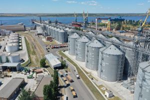 Фото елеватора Zernovyy terminal Nika-Tera - компанія ATRO Corporation Ukraine (vlasnyk - indus Shafiat Sobkhan) - Миколаївська область - AgroPost
