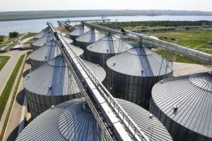 Фото елеватора Borivaz terminal - компанія Ahrotsentr-Ukrayina (Pryvat-AhroKholdynh) - Одеська область - AgroPost