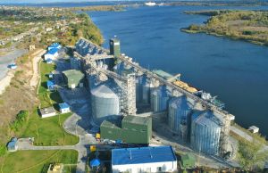 Фото елеватора Filiia Kozatska NIBULONa - компанія SP NIBULON - Херсонська область - AgroPost
