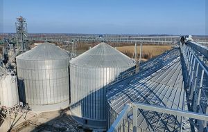 Фото елеватора Ichnianskyy elevator (Kombikormnyk) - компанія Molochnyy Svit-Kholdynh - Чернігівська область - AgroPost