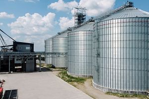 Фото елеватора Lan-Oil Treyd - компанія Lan Indastri (OKKO Group) - Тернопільська область - AgroPost
